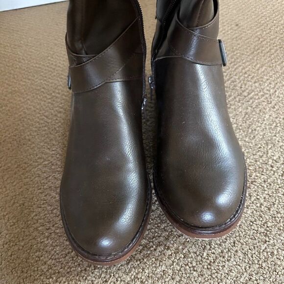 Brown Leather Boots - Picture 3 of 5